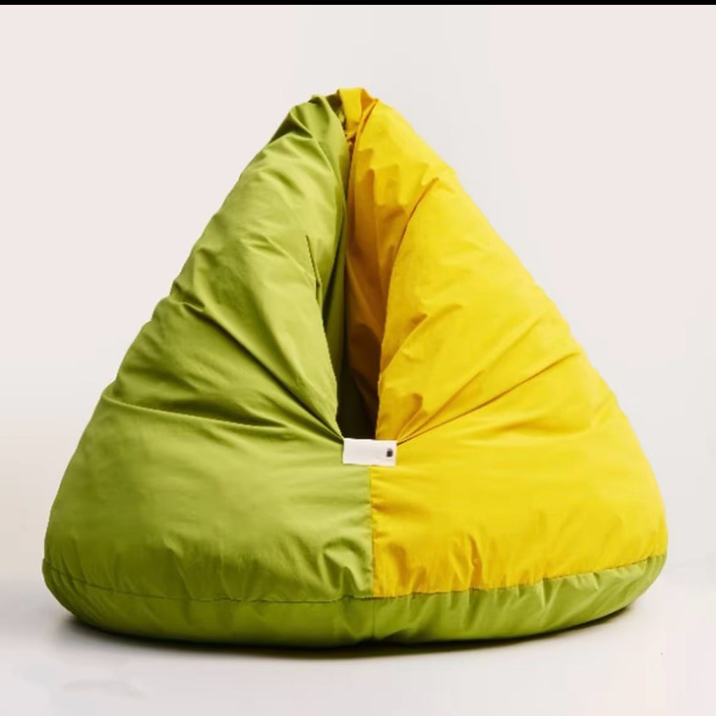Cozy Cat Sleeping Bag Bed – Enclosed Washable Beanbag Nest for Indoor Cats, Waterproof & Hair-Resistant Cat Cave
