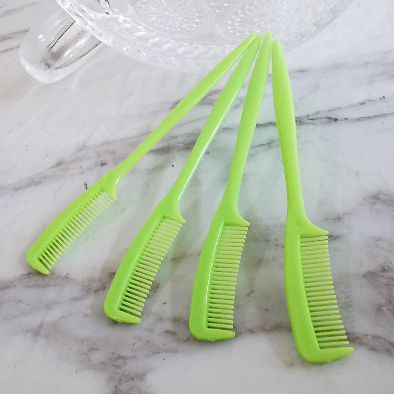 4Pcs Plastic Mini  Combs for pet