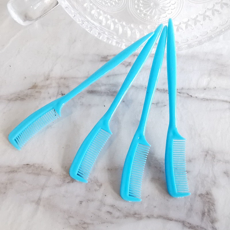 4Pcs Plastic Mini  Combs for pet
